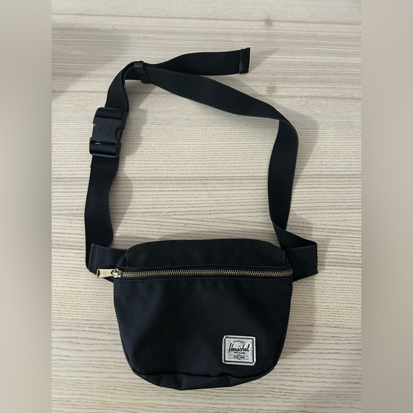 Herschel Supply Company Accessories - Herschel black belt bag/fanny pack
